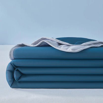 CoolBed™ Koelend Zomerdekbed — Koel slapen. Comfortabel toegedekt.