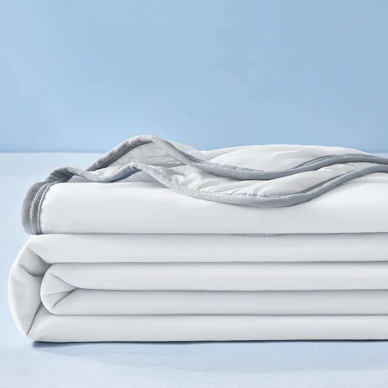 CoolBed™ Koelend Zomerdekbed — Koel slapen. Comfortabel toegedekt.